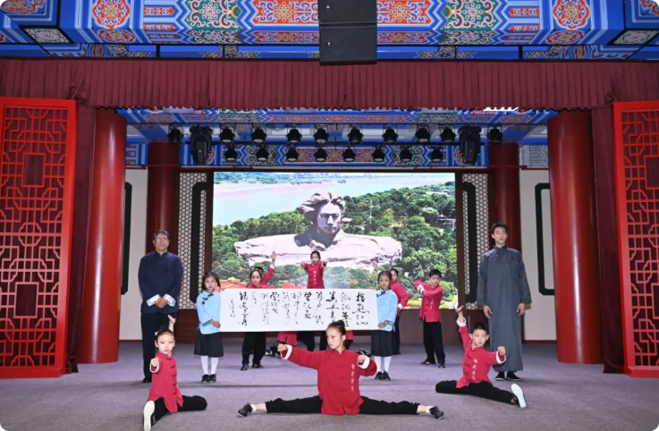 他不仅见证